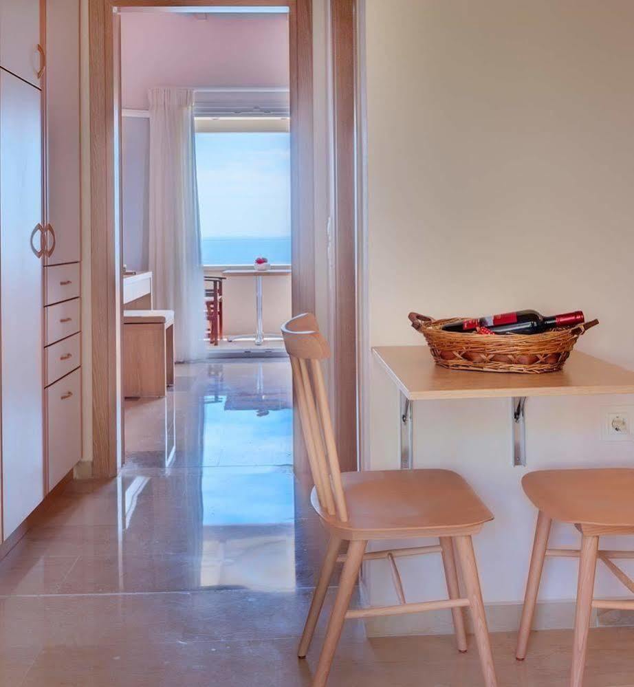 Krouzeri Beach Apartments Katávolos 외부 사진